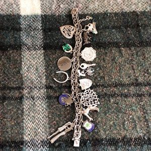 Vintage Sterling silver charm bracelet with charms
